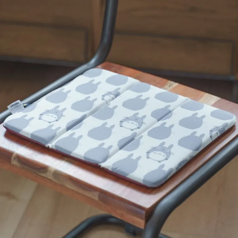 Mobilier>Maison Ghibli Coussin de Siège Silhouette Totoro Gris - Mon Voisin Totoro