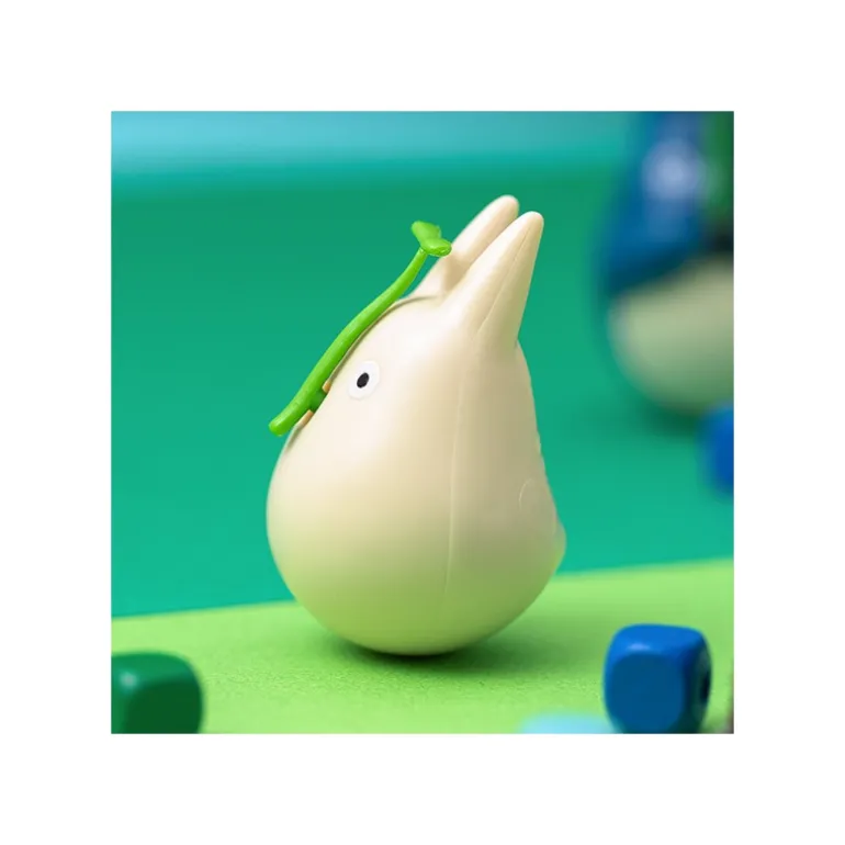 Jouets>Maison Ghibli Figurine Culbuto Totoro Blanc avec feuille - Mon Voisin Totoro