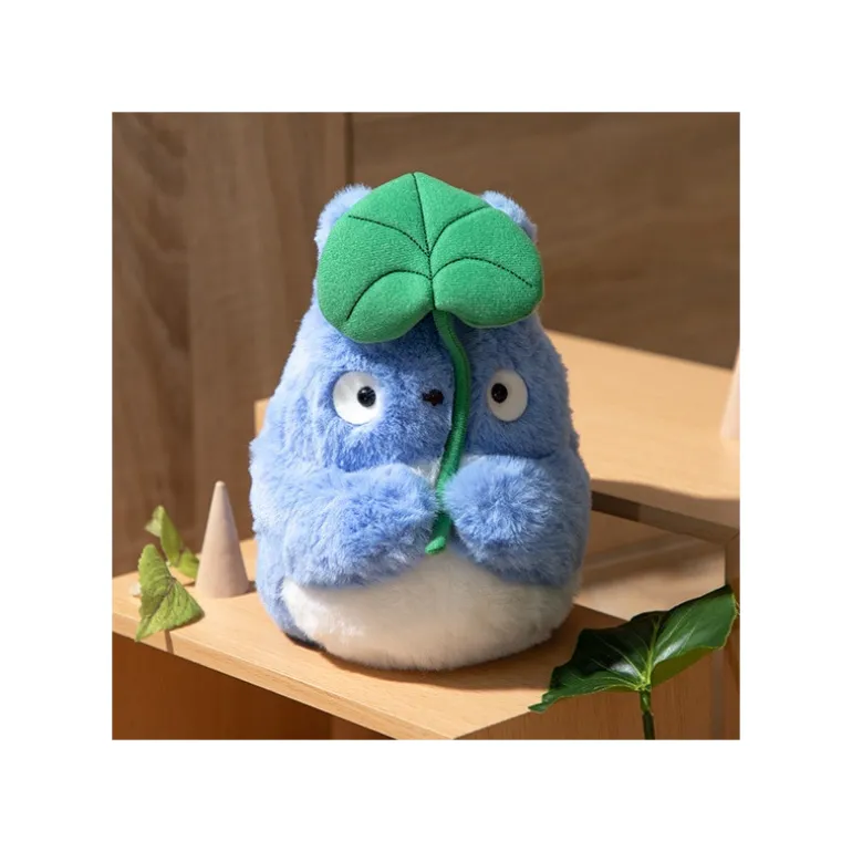 Peluches Nakayoshi>Maison Ghibli Peluche Nakayoshi Totoro Bleu avec feuille - Mon Voisin Totoro