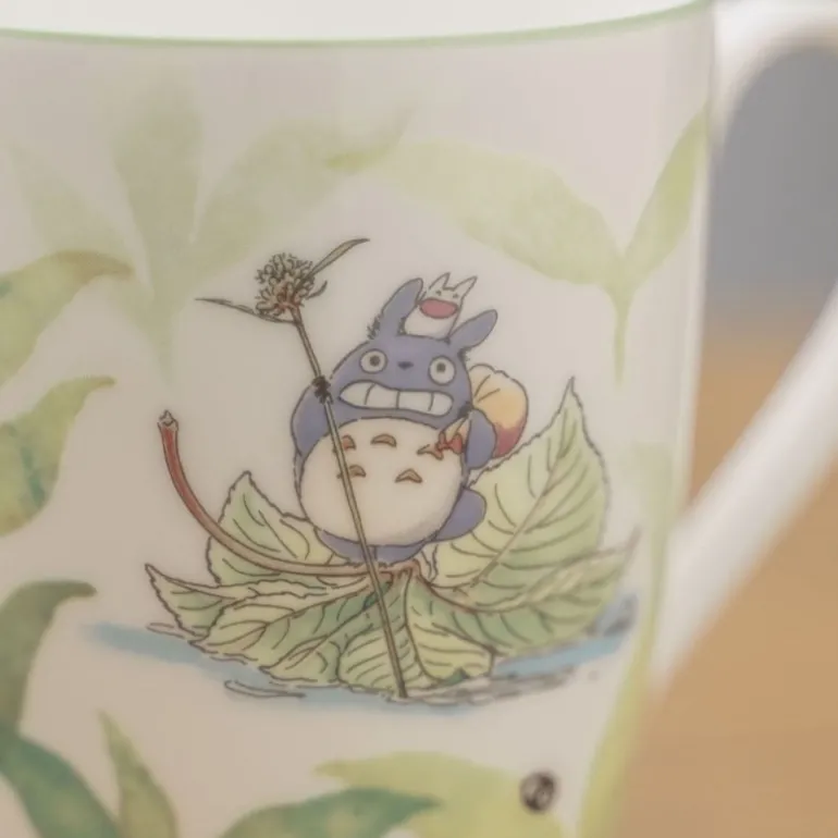 Cuisine Et Table>Maison Ghibli Tasse Totoro sur une feuille - Mon Voisin Totoro